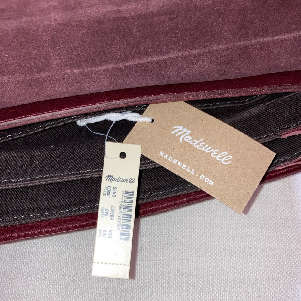 MADEWELL | The Slim Convertible Bag - Cabernet - Picture 5 of 16
